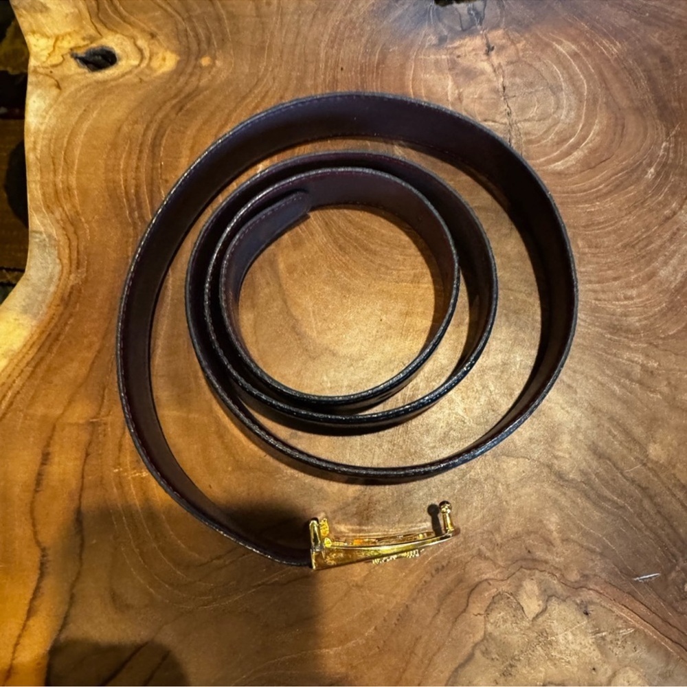 EGA Burberrys Horse Logo Black
Leather Mens Belt - Picture 4 of 11